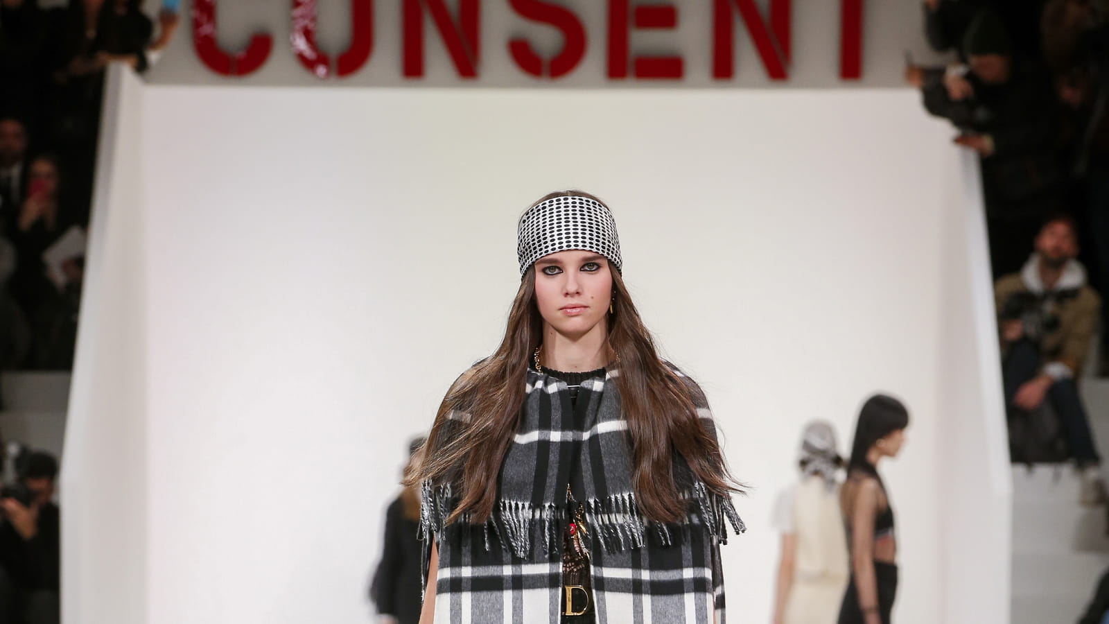 Look 44