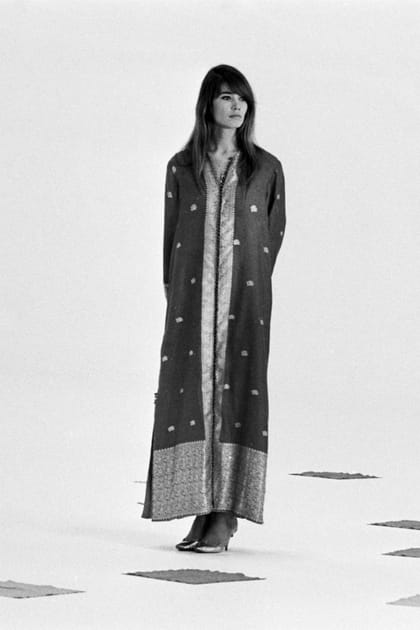 Françoise Hardy en robe style oriental