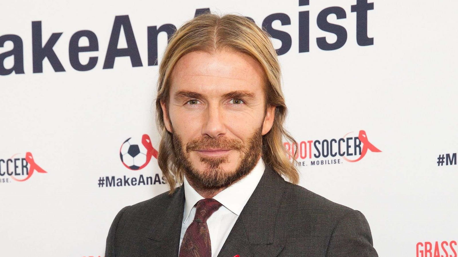 David Beckham, cheveux longs