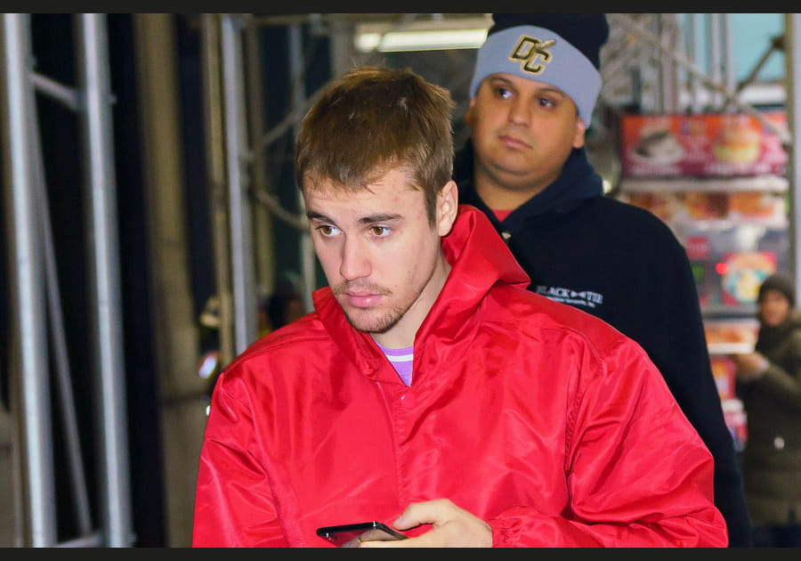 Les cheveux ch&acirc;tains de Justin Bieber