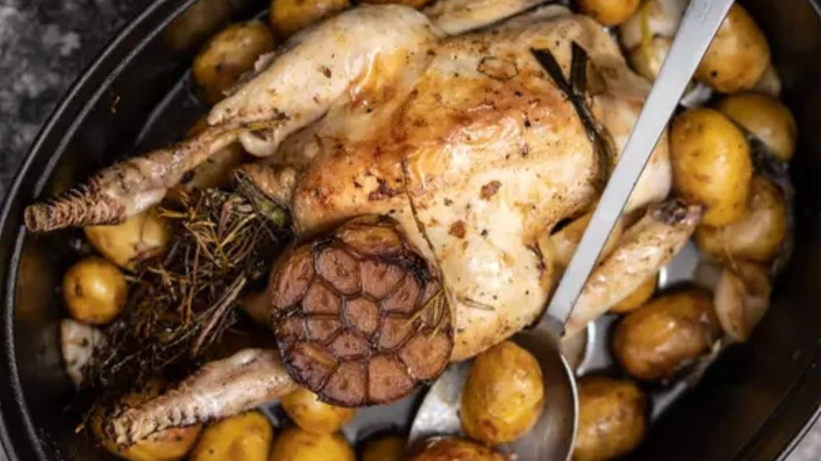 Poulet rôti du dimanche par Alessandra Montagne