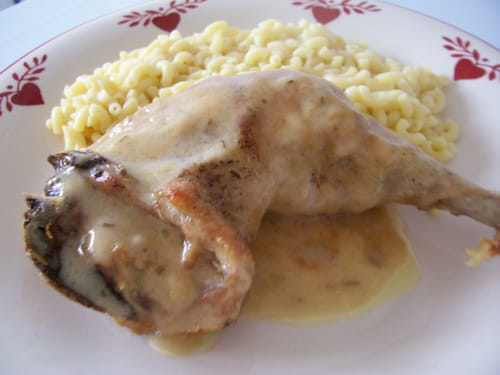 Poulet à la sauce aillée