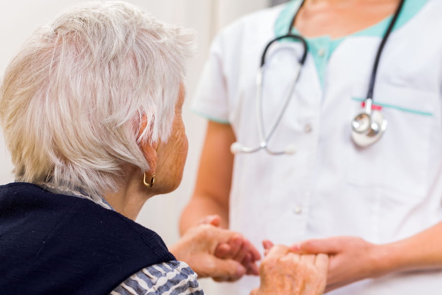 Ehpad et Covid : protocole, conditions de visites, recommandations