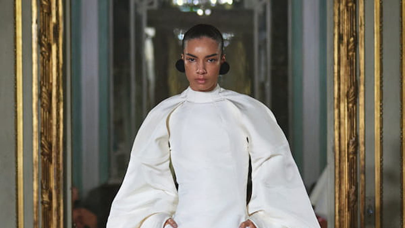 Défilé Ashi Studio haute couture printemps-été 2024