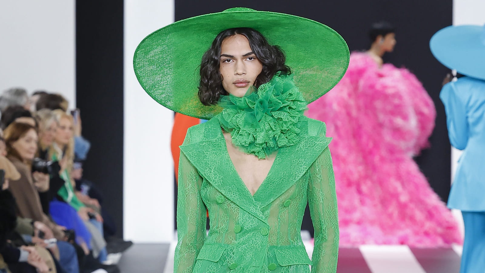 Look 13
