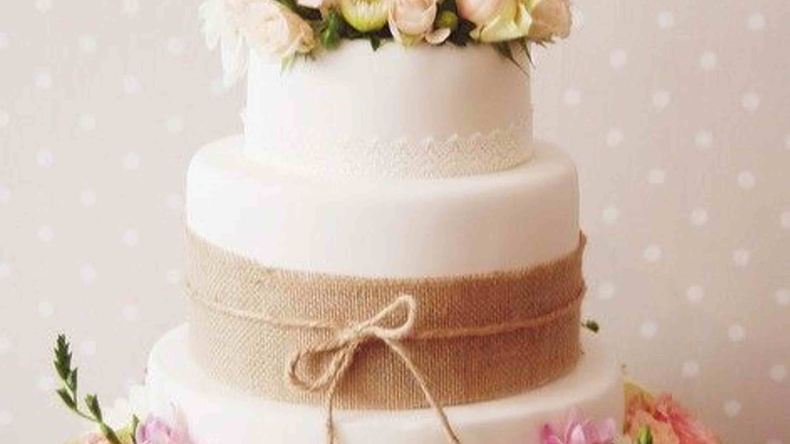 Wedding cake bohème