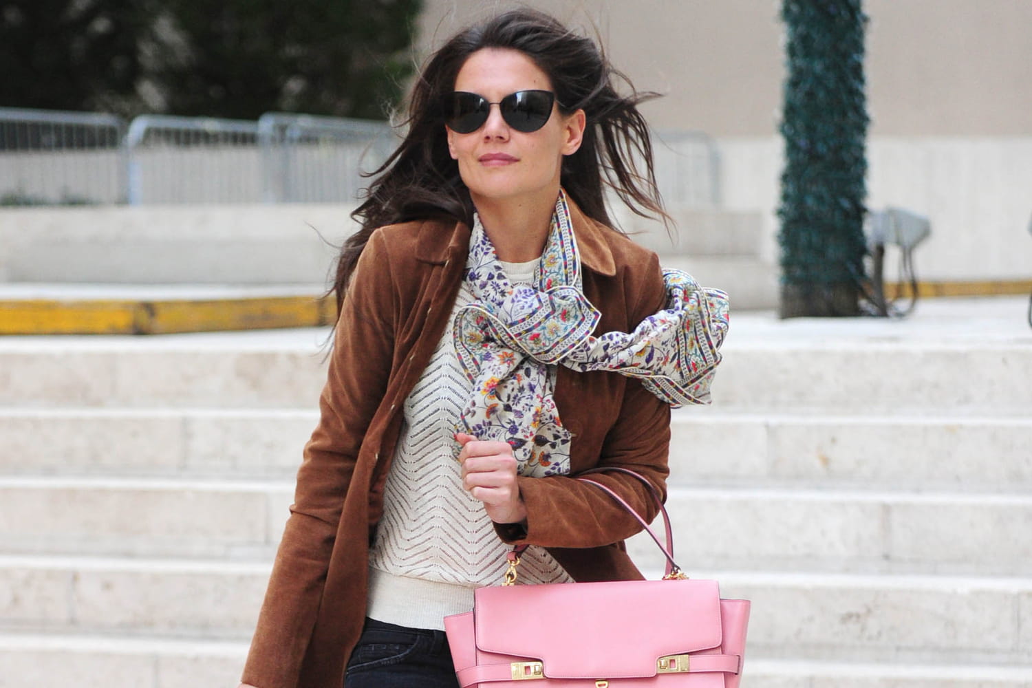Le look people du jour : Katie Holmes, casual-chic