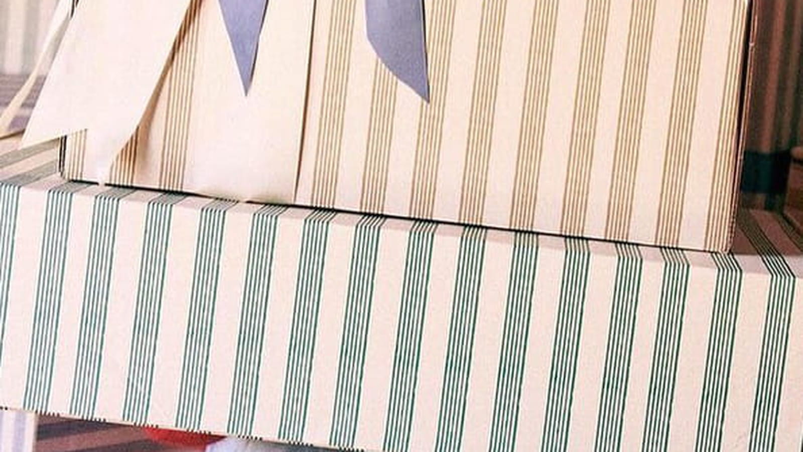 77 cadeaux mode à moins de 50 euros pour un Noël stylé