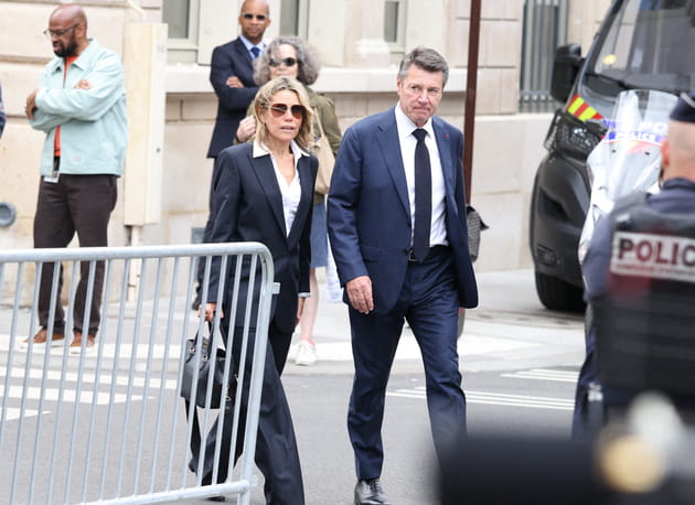 Christian Estrosi et Laura Tenoudji, aper&ccedil;us aux obs&egrave;ques de Bernadette Chirac