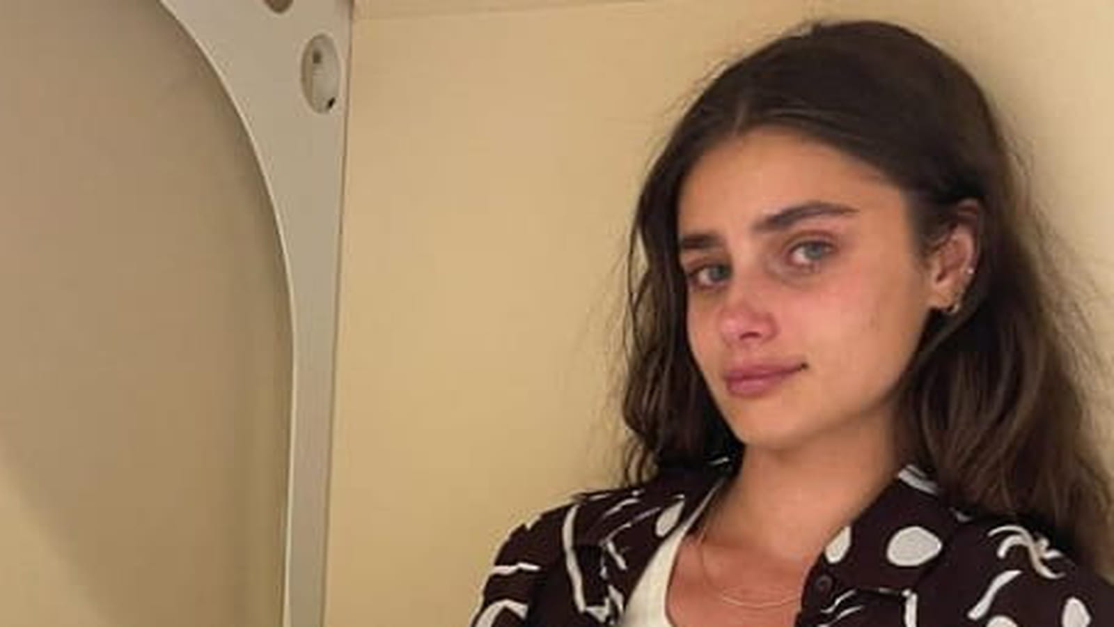 Taylor Hill sans une once de maquillage
