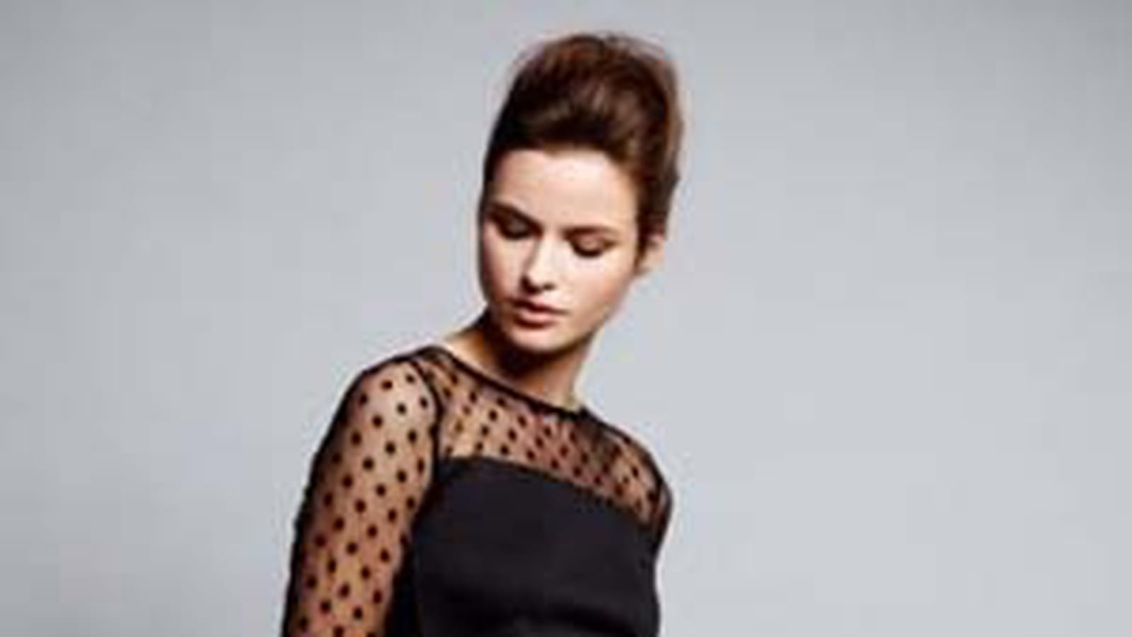 Robe noire de Sinéquanone 