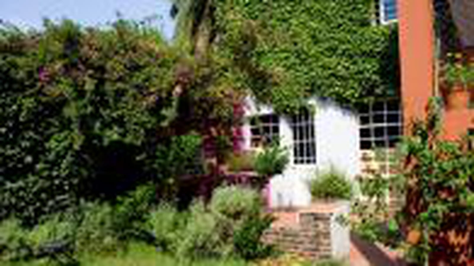 La façade coté jardin