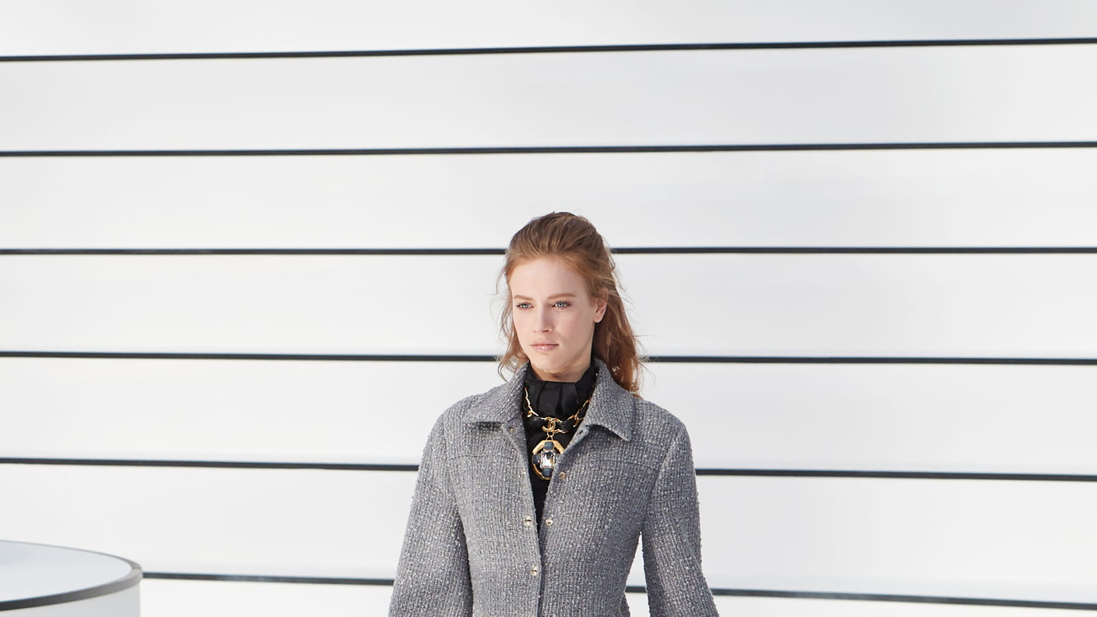 Look 29