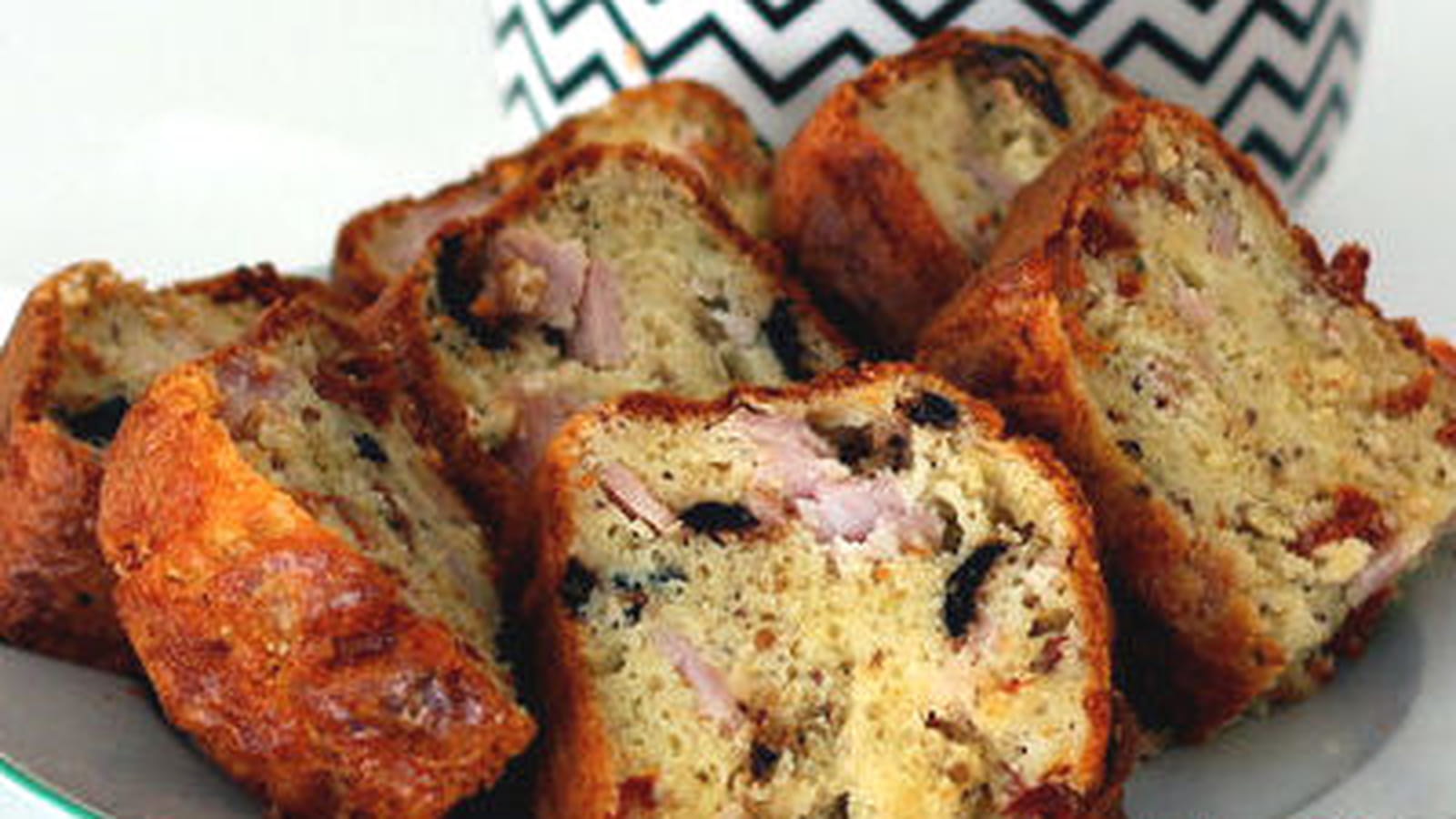 Cake Rôti de Porc Tomates Séchées et Olives Noires
