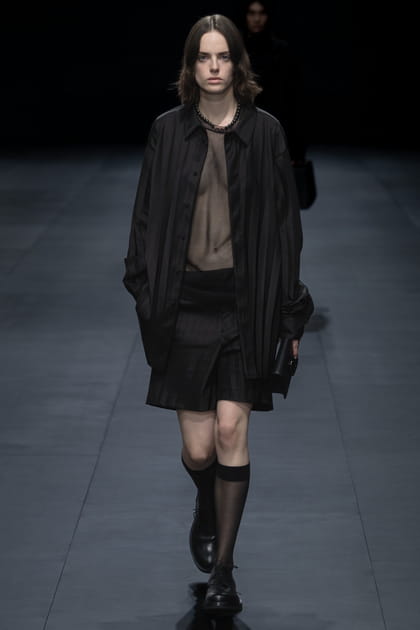 Look 44&nbsp;du d&eacute;fil&eacute; Valentino