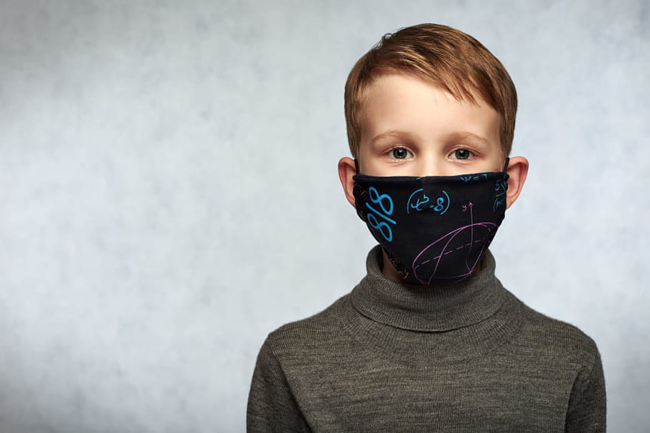 Masque pour enfant : Playmobil, en tissu Afnor, Disney, à quel âge ?