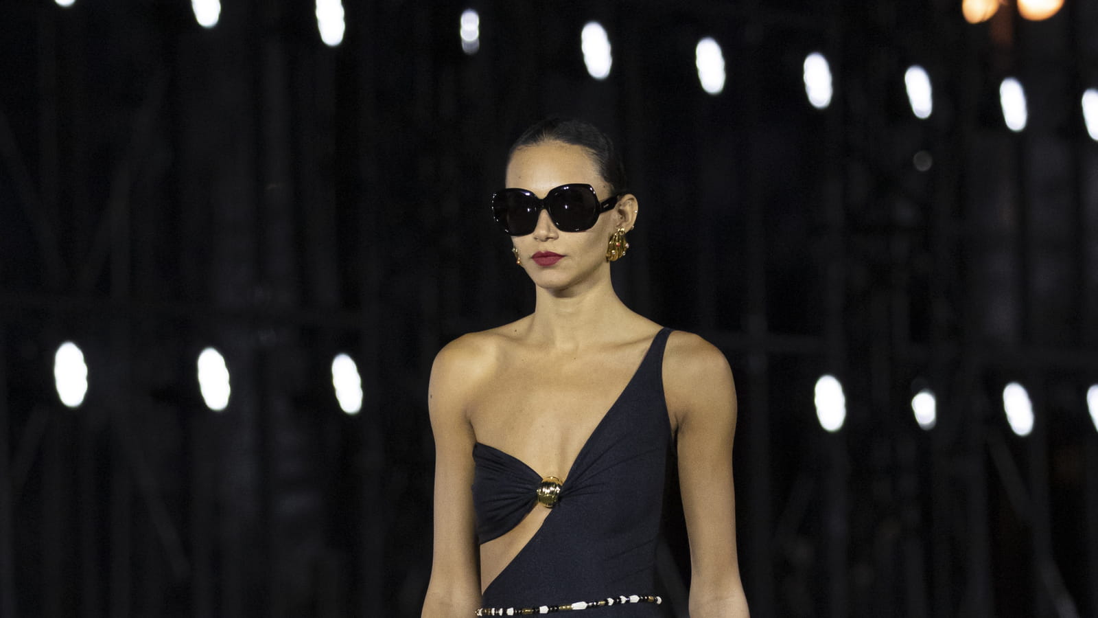 Look 5