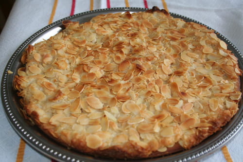 Gâteau craquant au glaçage d'amandes : la recette facile
