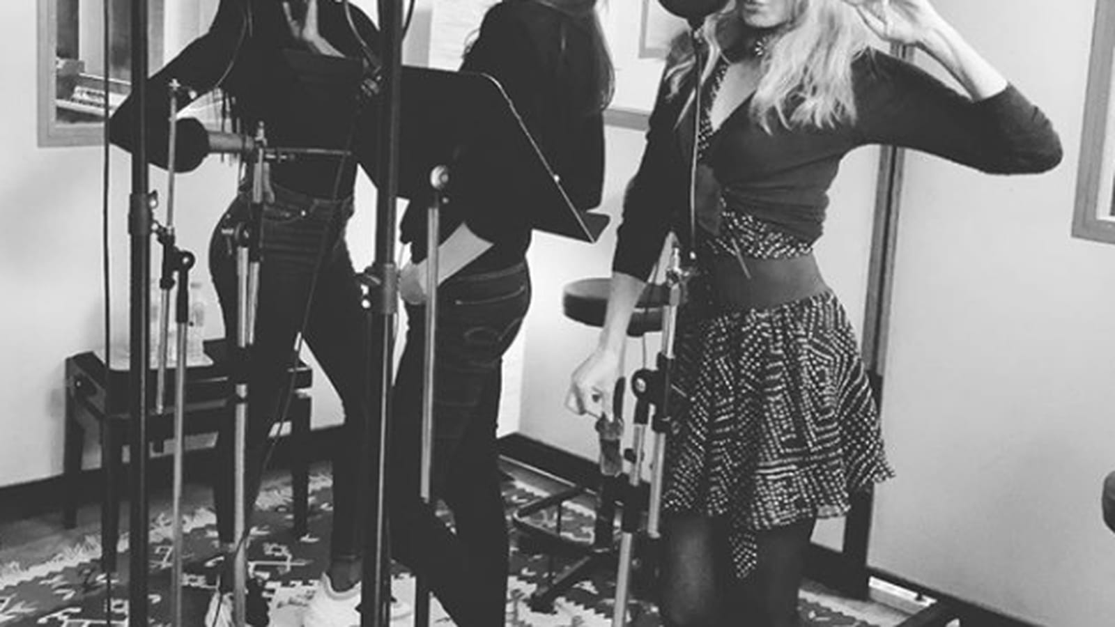 Inna Modja, Mareva Galanter et Arielle Dombasle