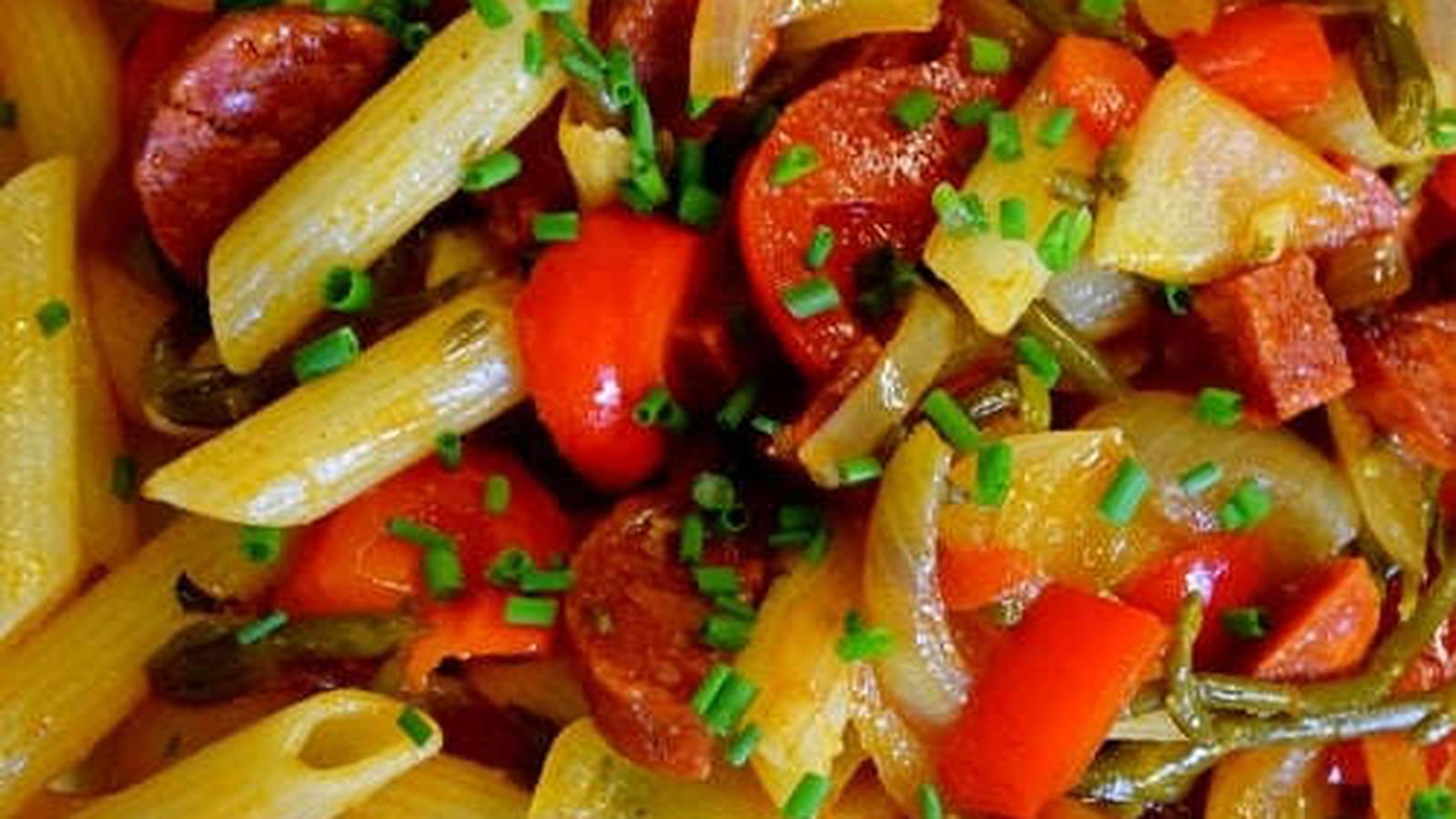 Pâtes au chorizo, poivron et salicorne