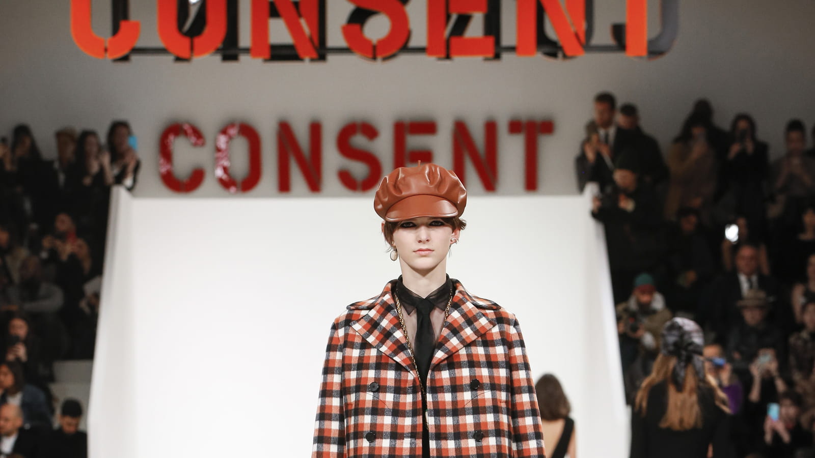 Look 13