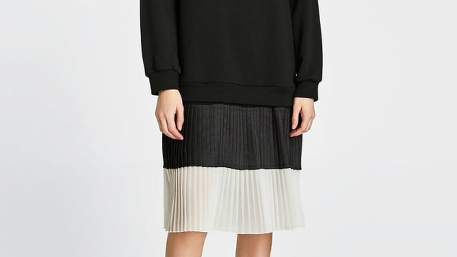 Robe matières assorties