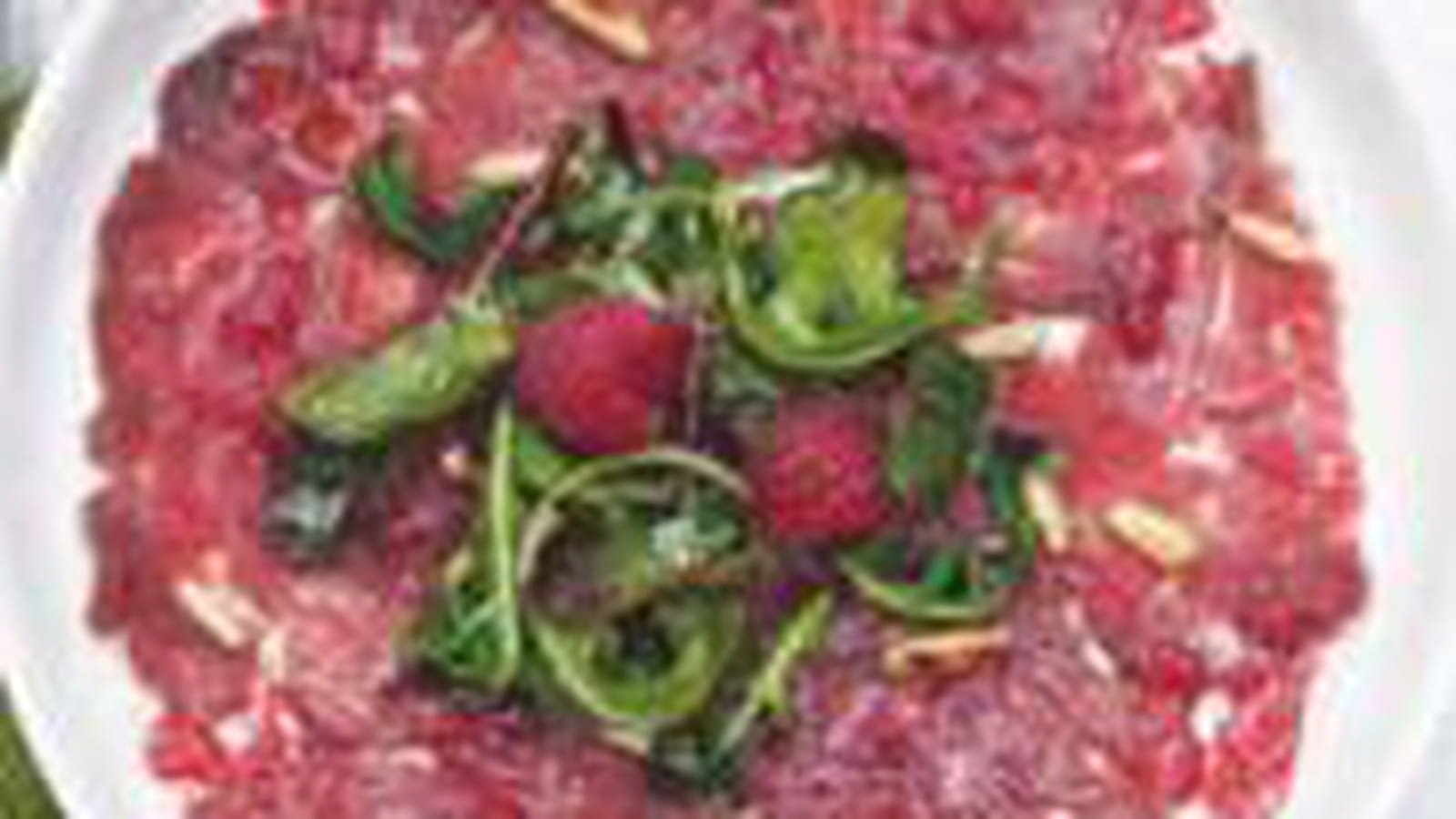 Carpaccio de boeuf et framboises