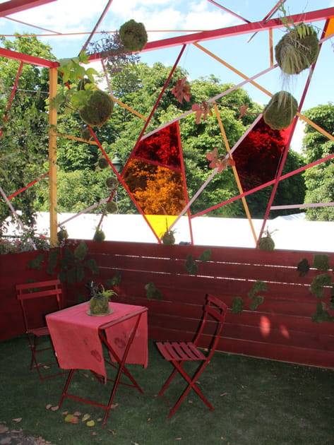 Scénographie légère et colorée