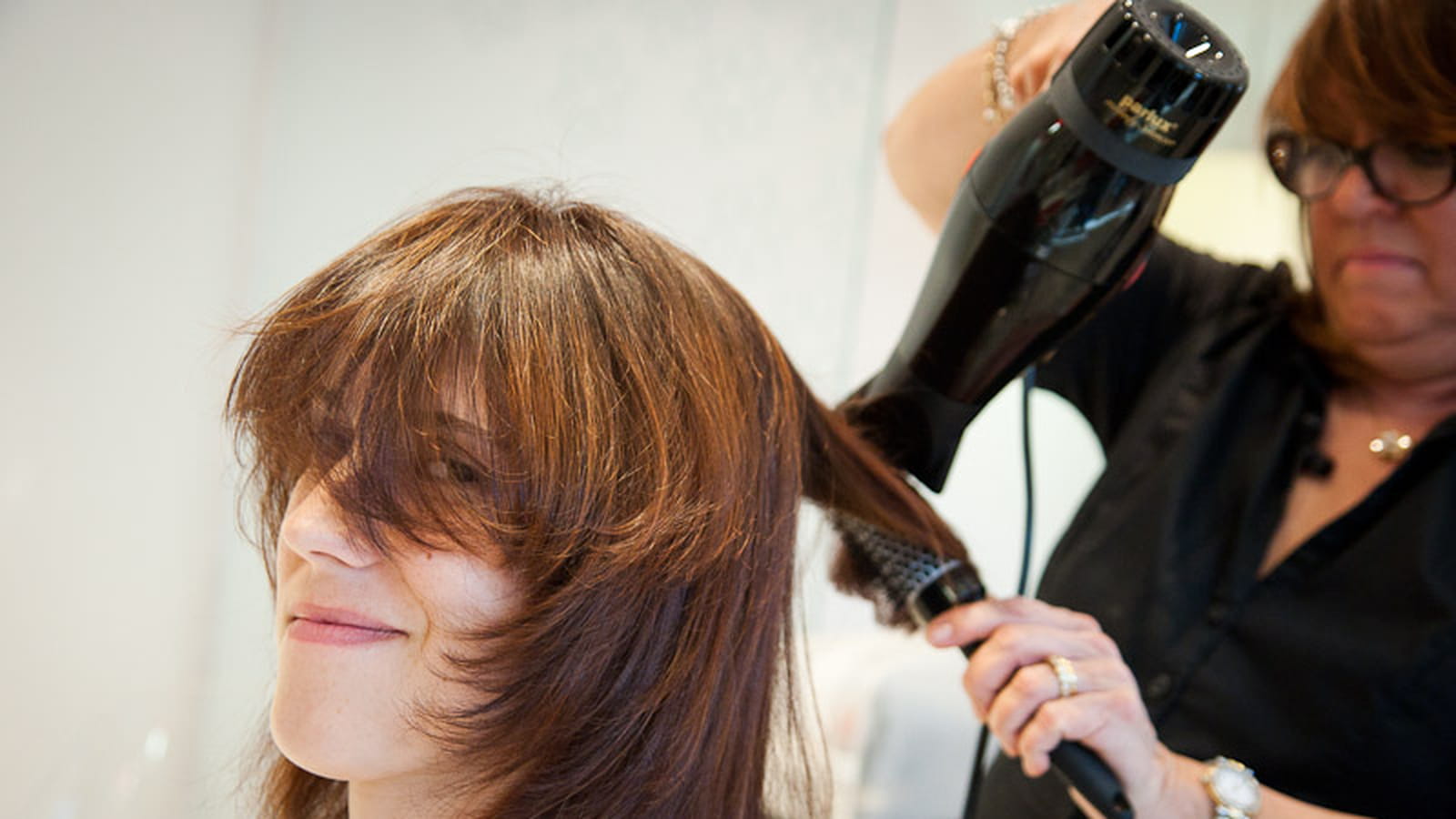Le relooking beauté de Magali en vidéo