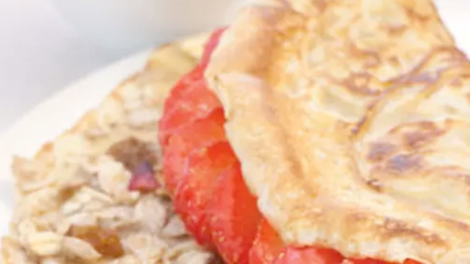 Crêpes aux céréales muesli et fraises