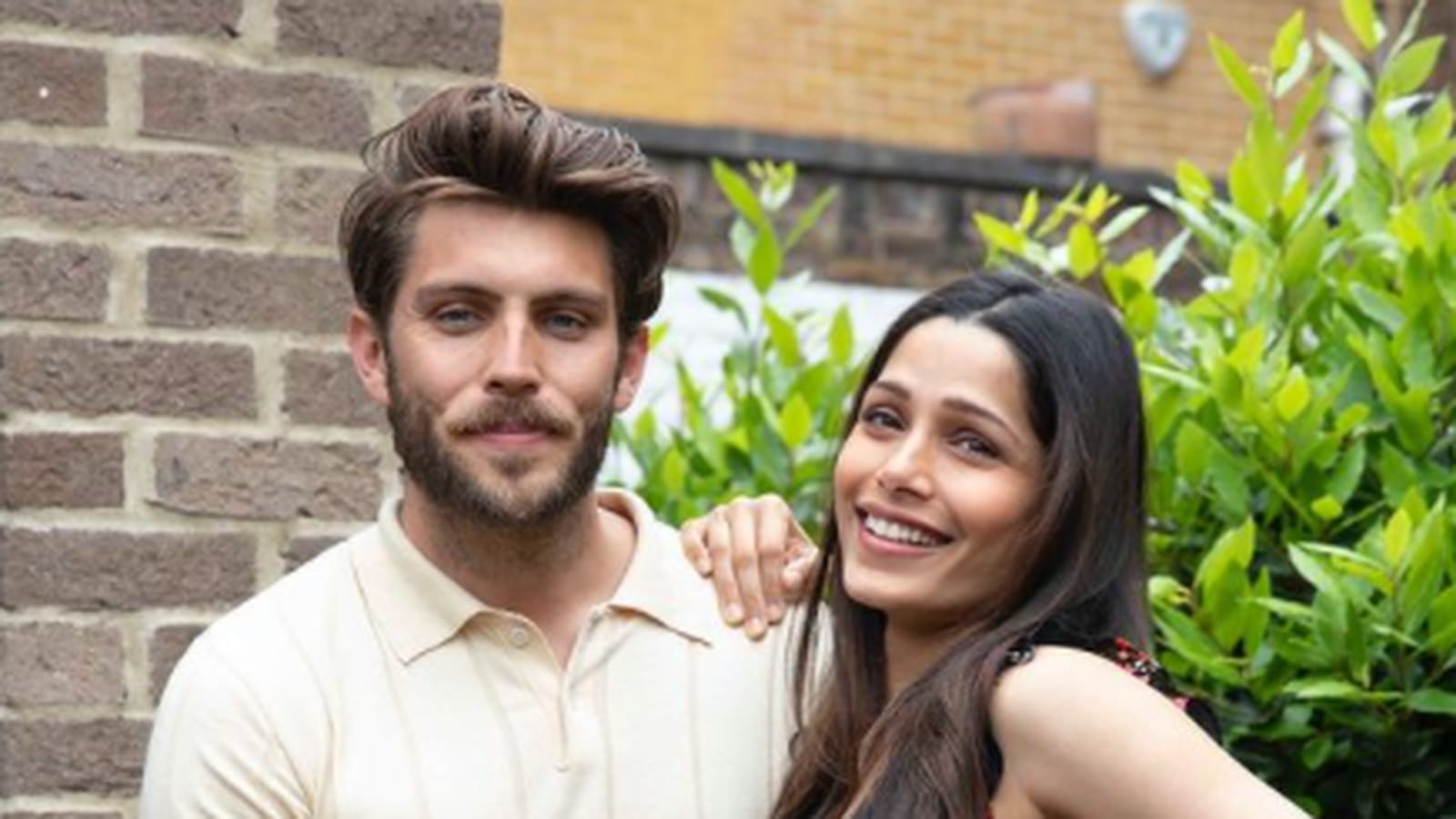 Cory Tran et Freida Pinto