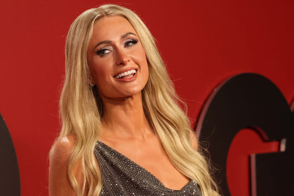 Paris Hilton, joyeuse avec son fard &agrave; paupi&egrave;res &agrave; paillettes