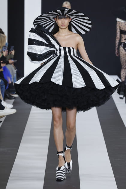 Look 32&nbsp;du d&eacute;fil&eacute; Nina Ricci