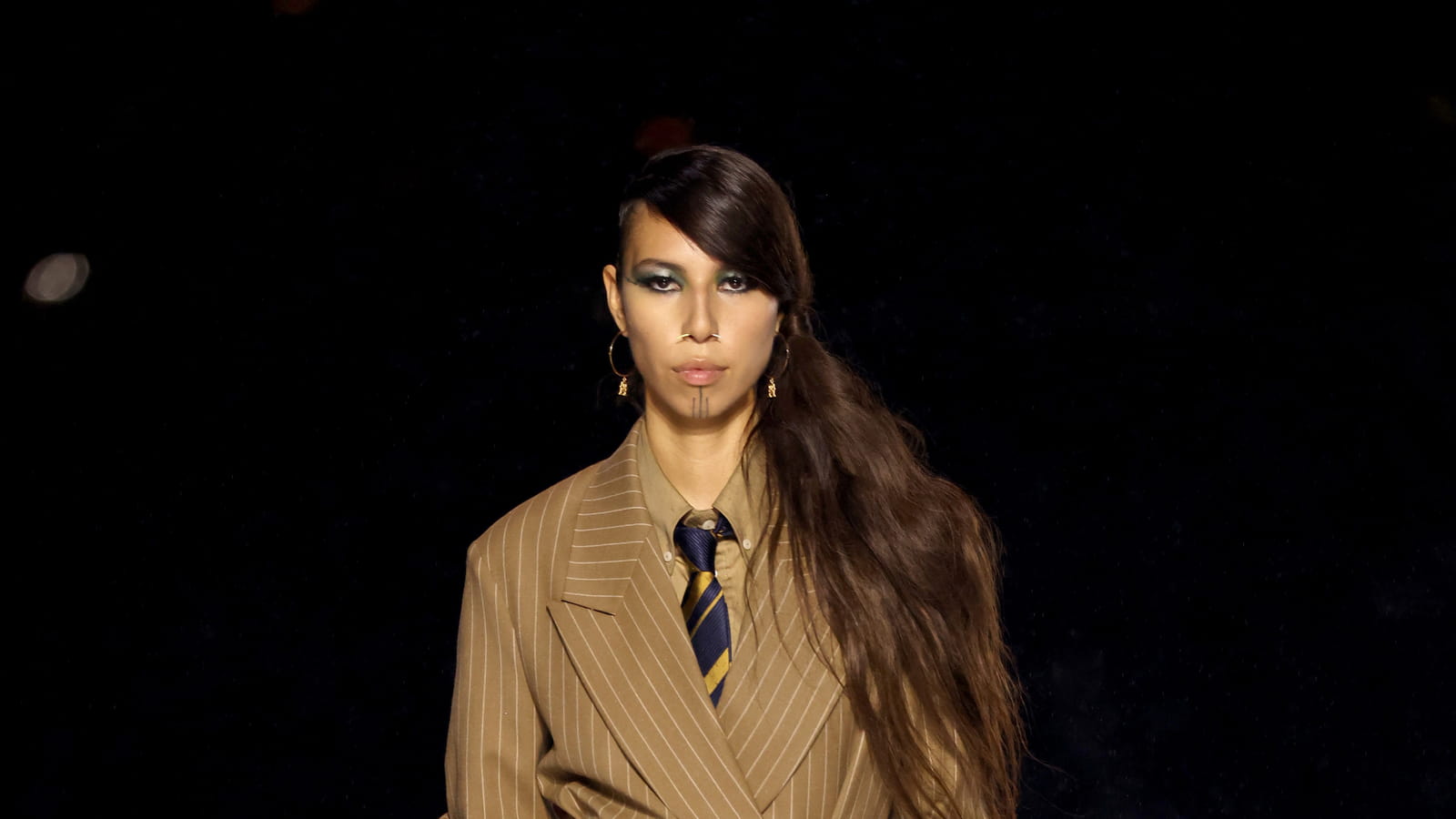 Look 45 du défilé Tommy Hilfiger