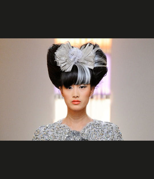 Les tendances coiffure du d&eacute;fil&eacute; Chanel