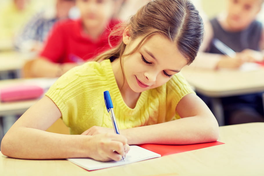 Mauvaise note en orthographe pour les petits Français !