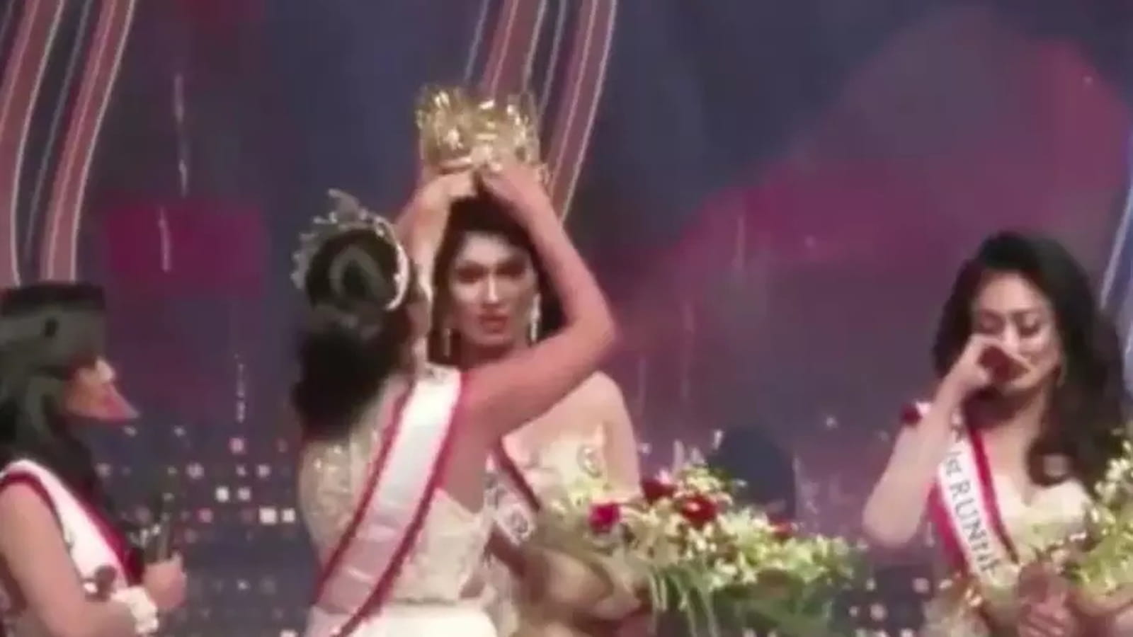 Caroline Jurie (Mrs. World 2020)