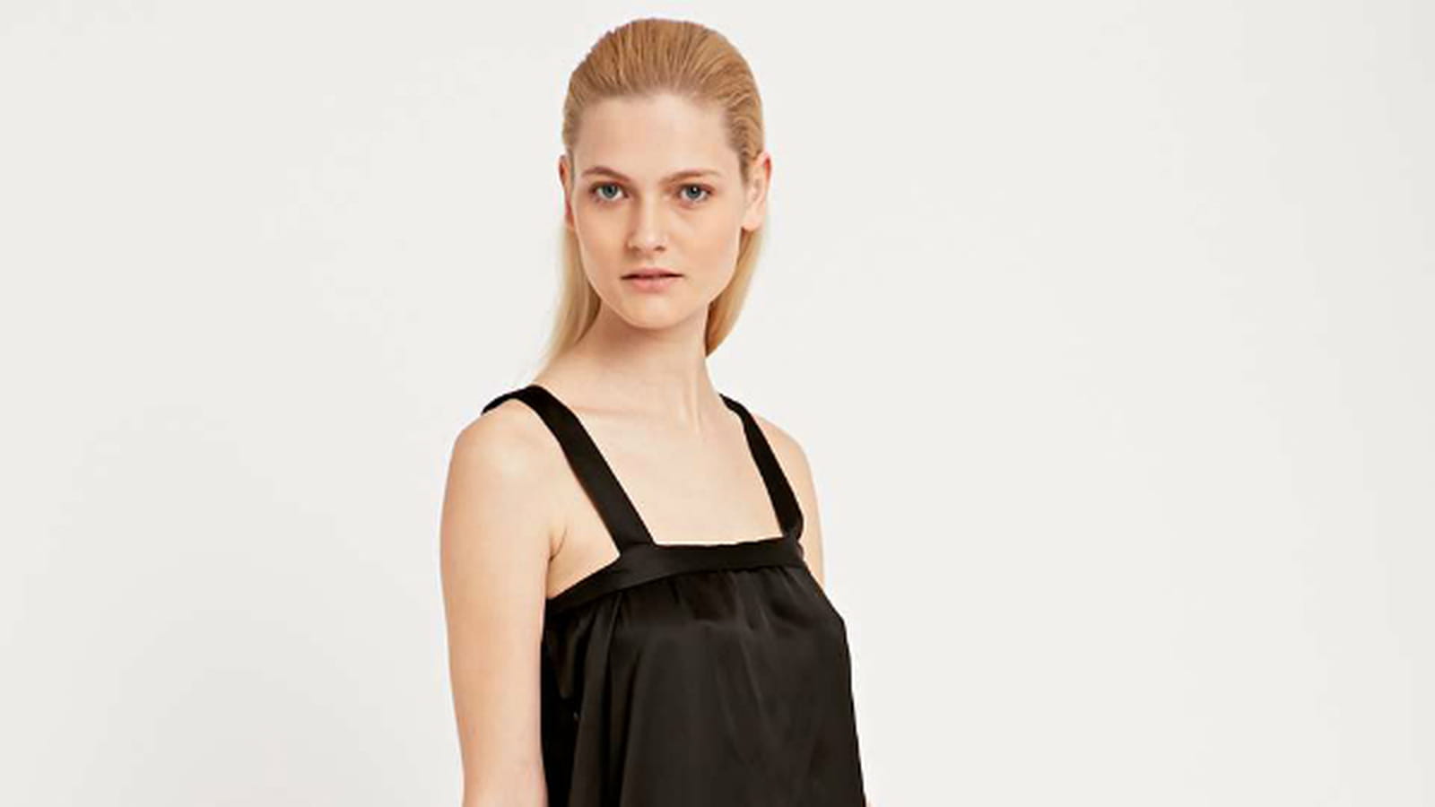 Robe MM6