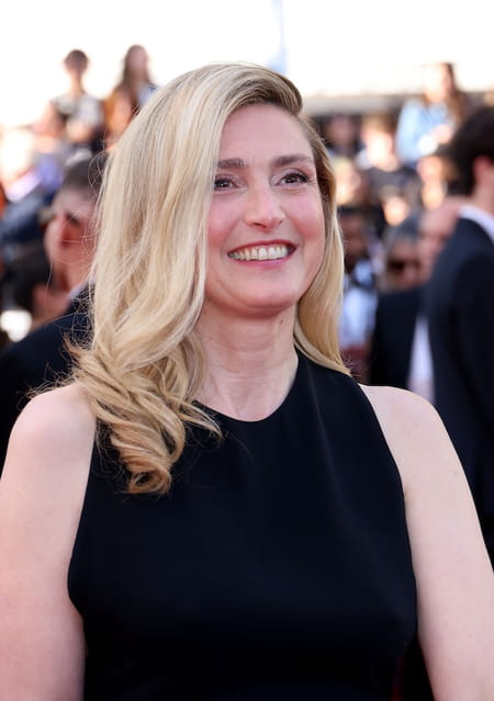Julie-Gayet-brushing-dessange