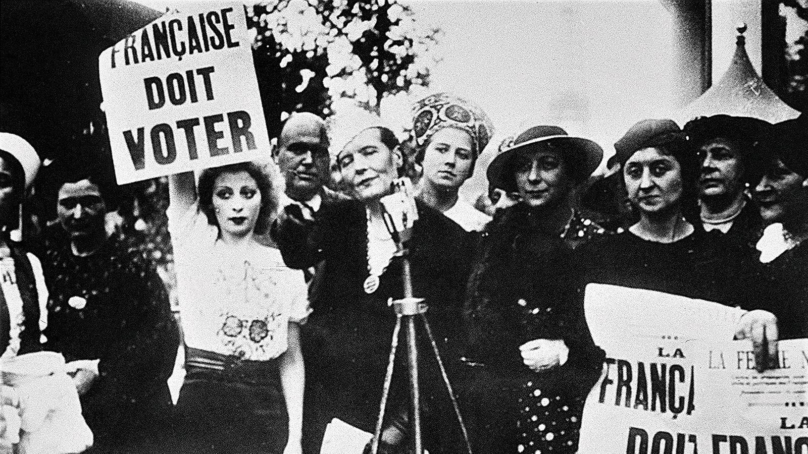 Les femmes votent