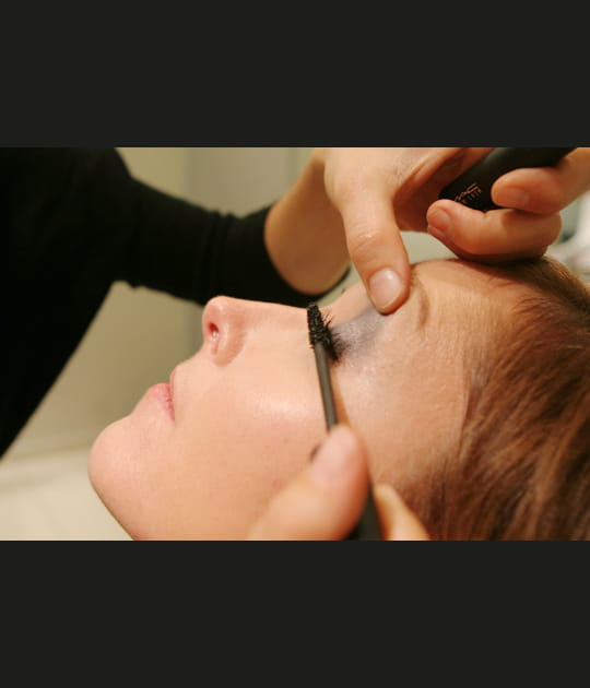 La pose du mascara