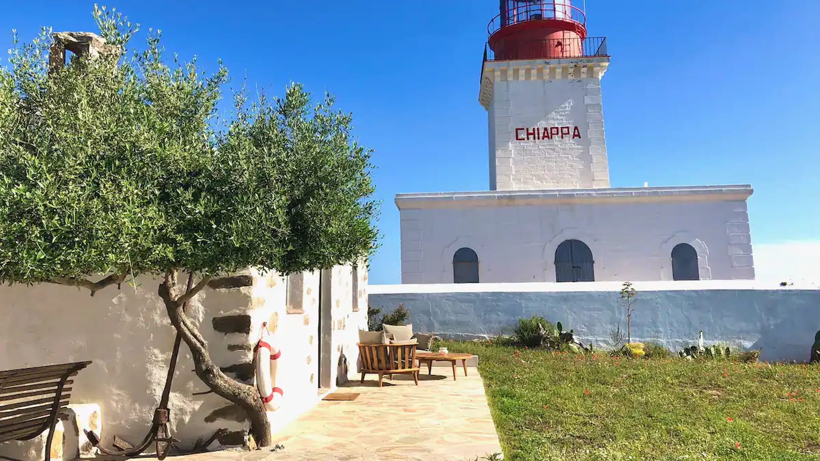 Pied d'un phare