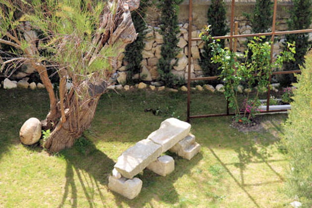 El&eacute;gance &agrave; la roseraie