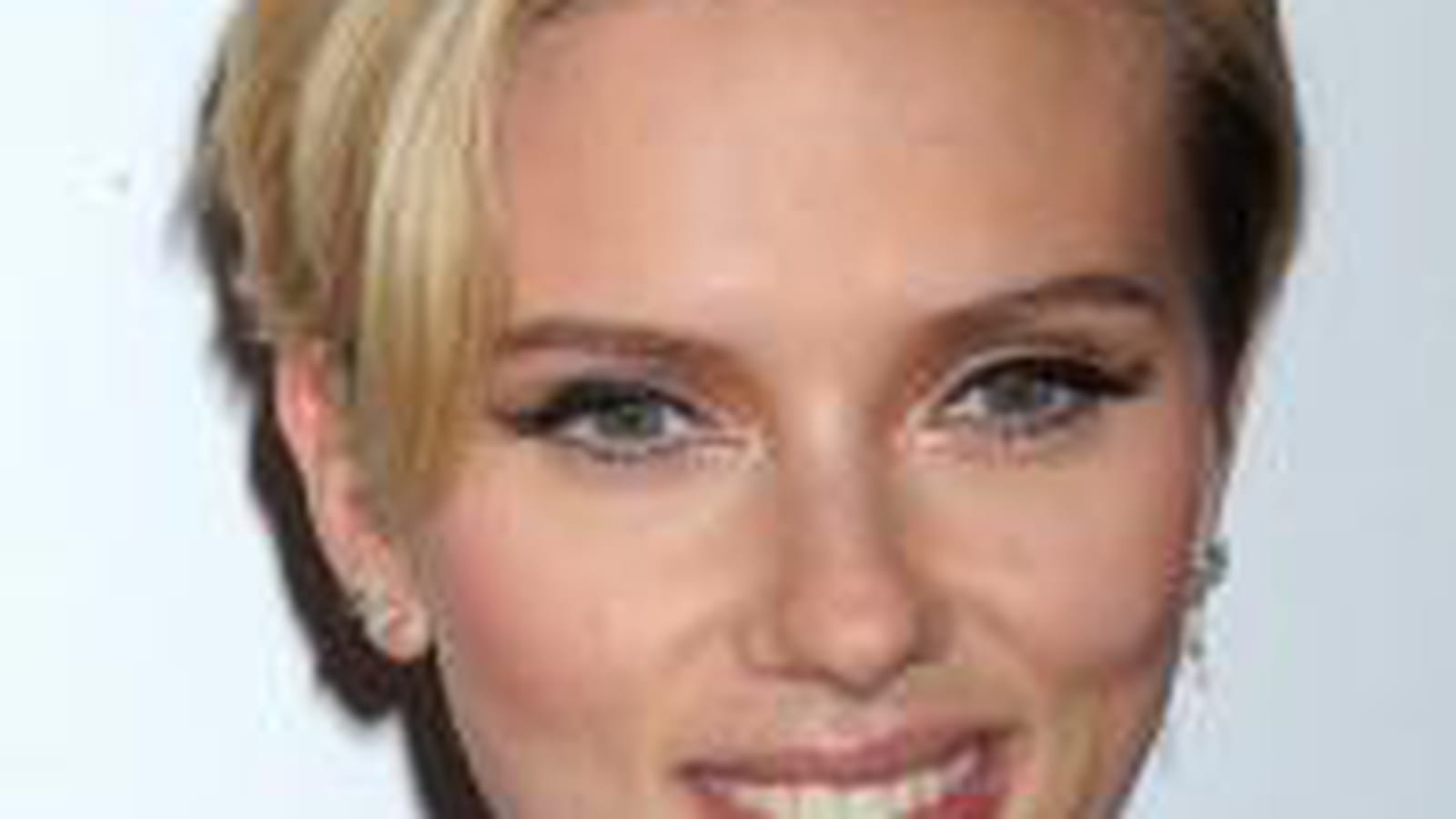 Scarlett Johansson sans frange