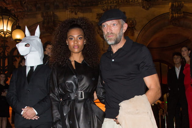 Tina Kunakey et Vincent Cassel ravis au possible au d&icirc;ner Longchamp, septembre 2018