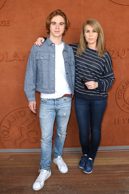 Val&eacute;rie Kaprisky et son neveu