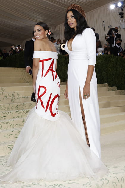 Alexandria Ocasio-Cortez et Aurora James en Brother Vellies