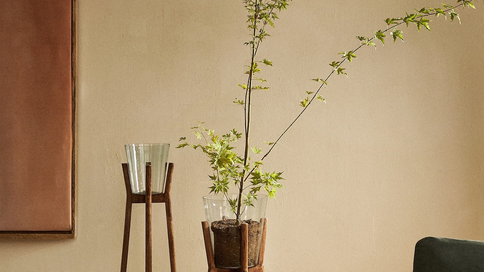 Cache-pot en bois et verre