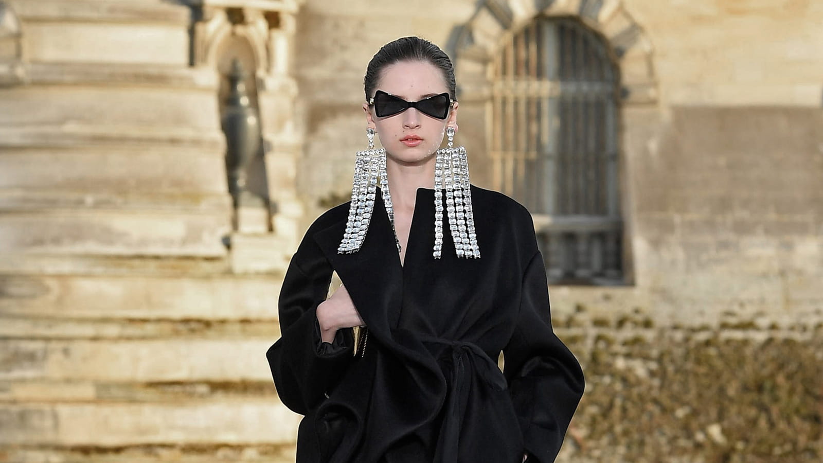 Look 30