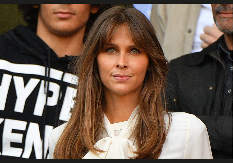 La frange rideau longue d'Oph&eacute;lie Meunier